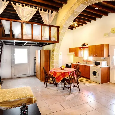 Nikolas Traditional House In Maritsa