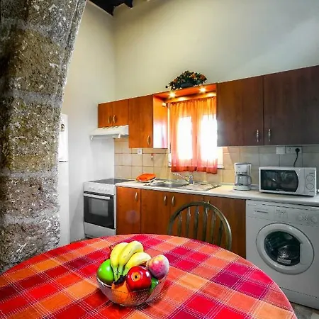 Nikolas Traditional House In Maritsa